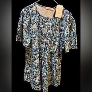 Floral Patterned Blouse in Blue and Green